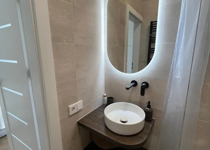 Modern 2 With Balcony In * بالانغا