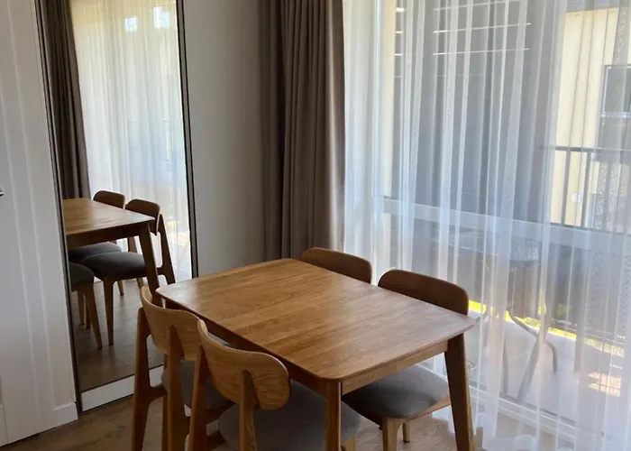 Modern 2 With Balcony In شقة